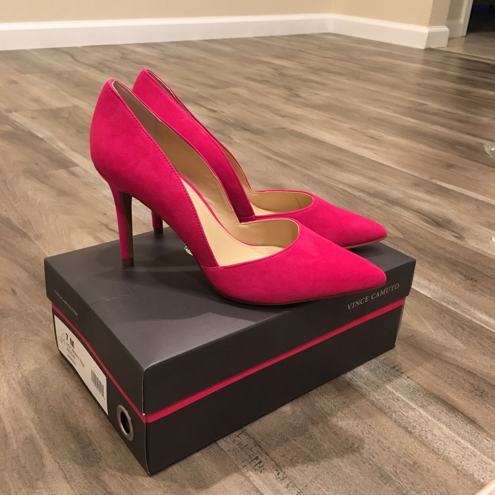 Vince Camuto Airmosah Pump Size 7